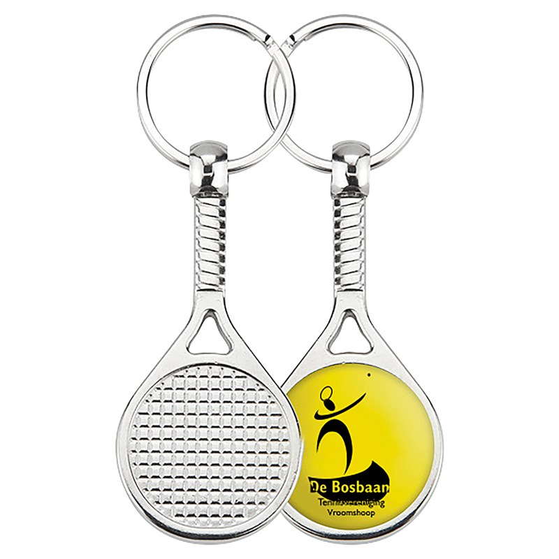 Metalen sleutelhanger in sport vorm
